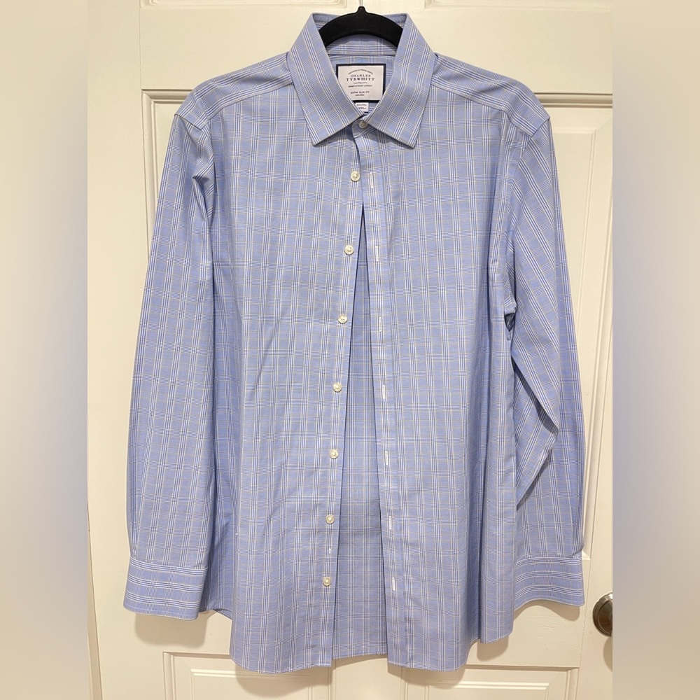 Charles Tyrwhitt Blue and White Dress Shirt Classic Fit